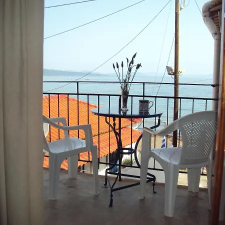 アパート Artaki Comfy Koróni